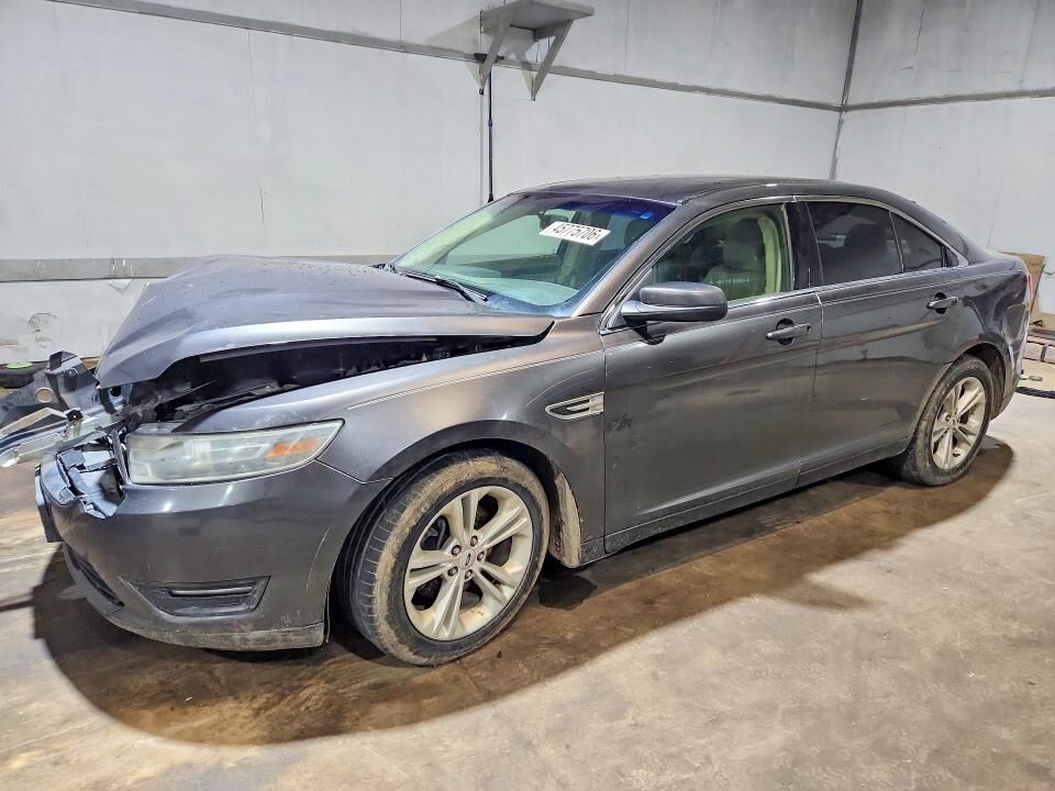 2015 FORD Taurus