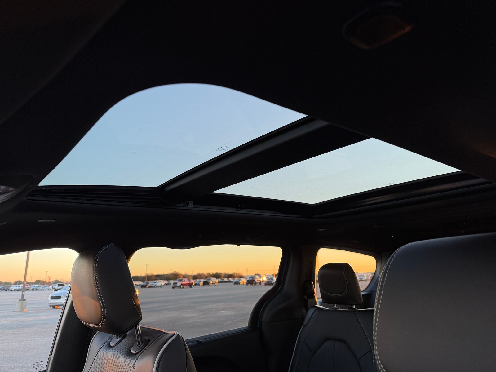 2026 CHRYSLER Pacifica