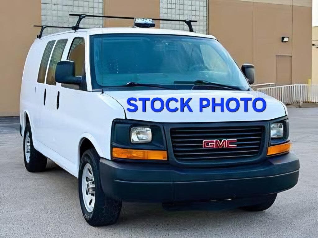 2011 GMC Savana