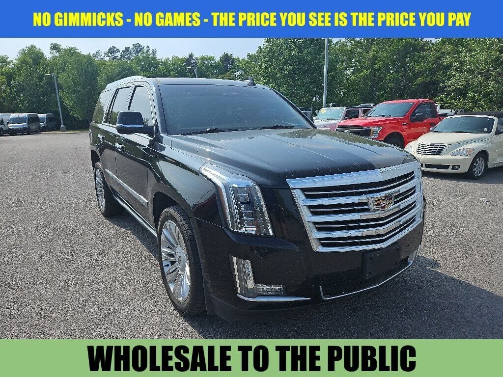 2017 CADILLAC Escalade