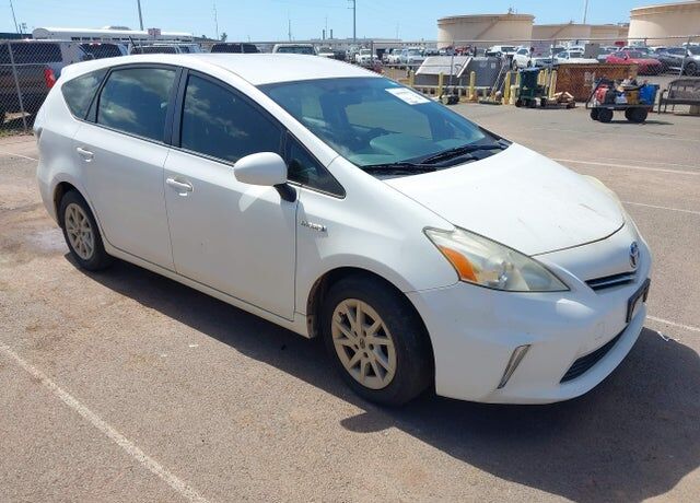 2013 TOYOTA Prius