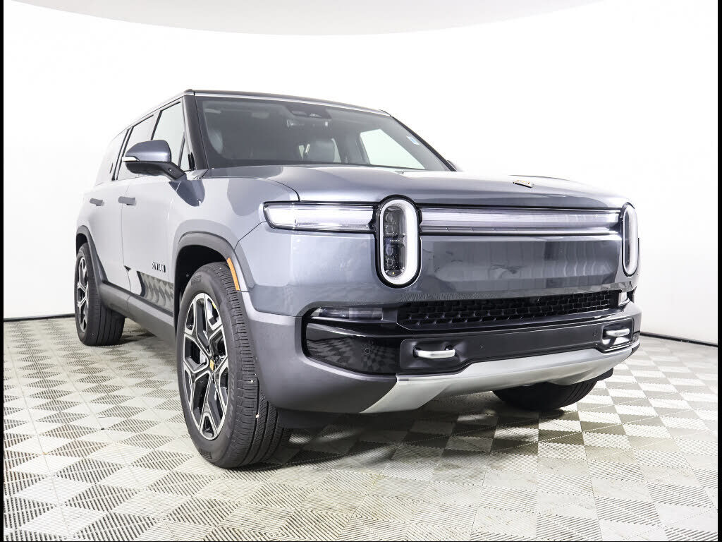 2026 RIVIAN R1S