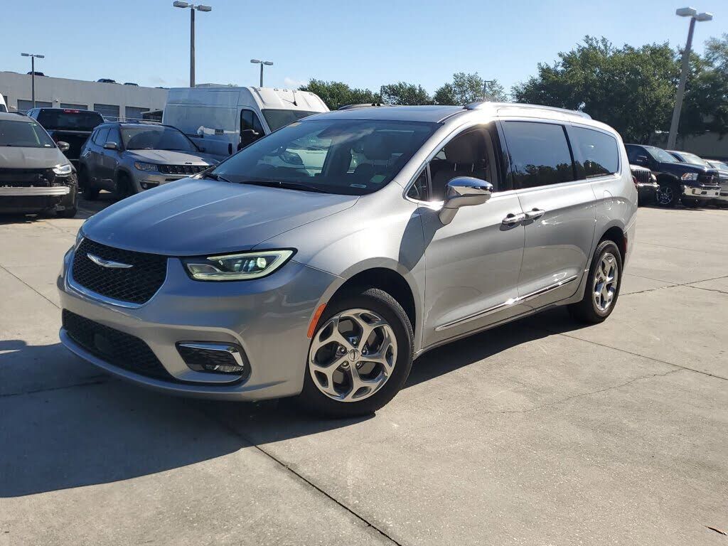 2021 CHRYSLER Pacifica