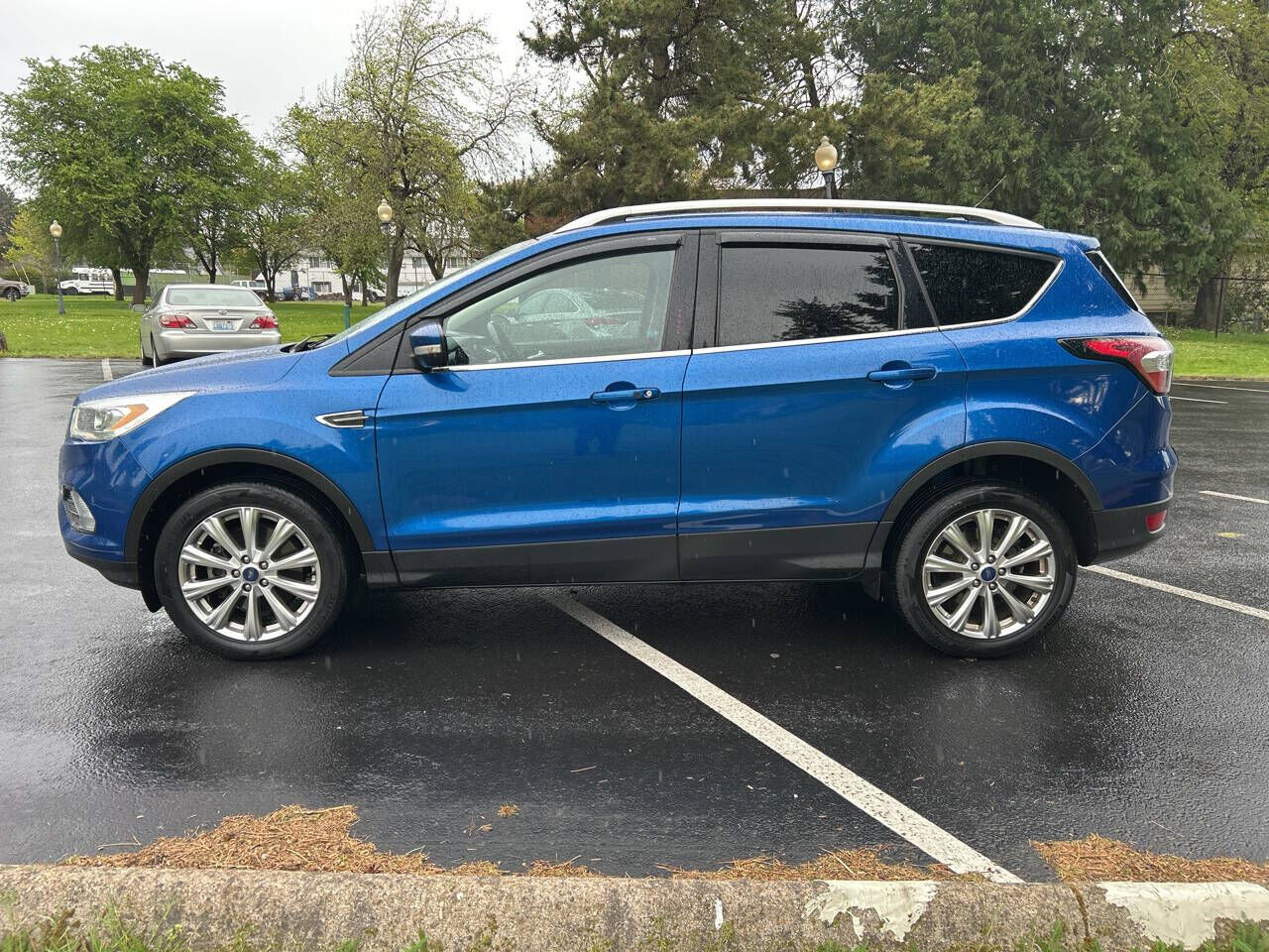 2017 FORD Escape