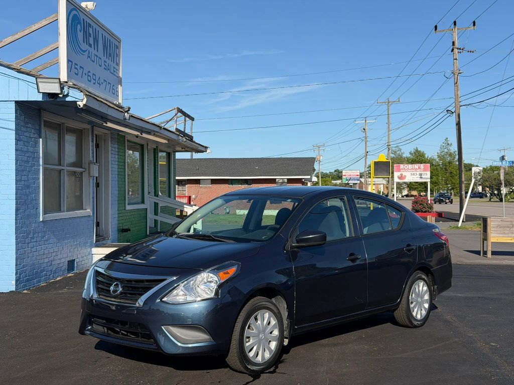 2016 NISSAN Versa