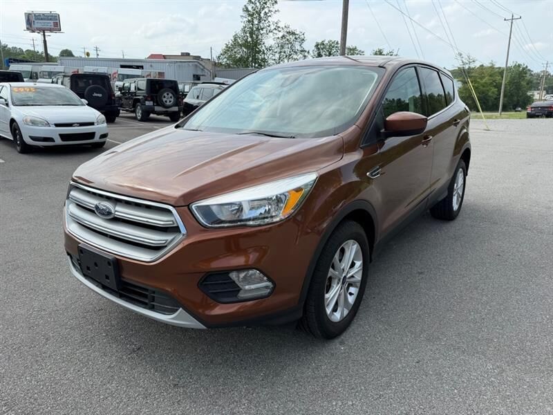 2017 FORD Escape