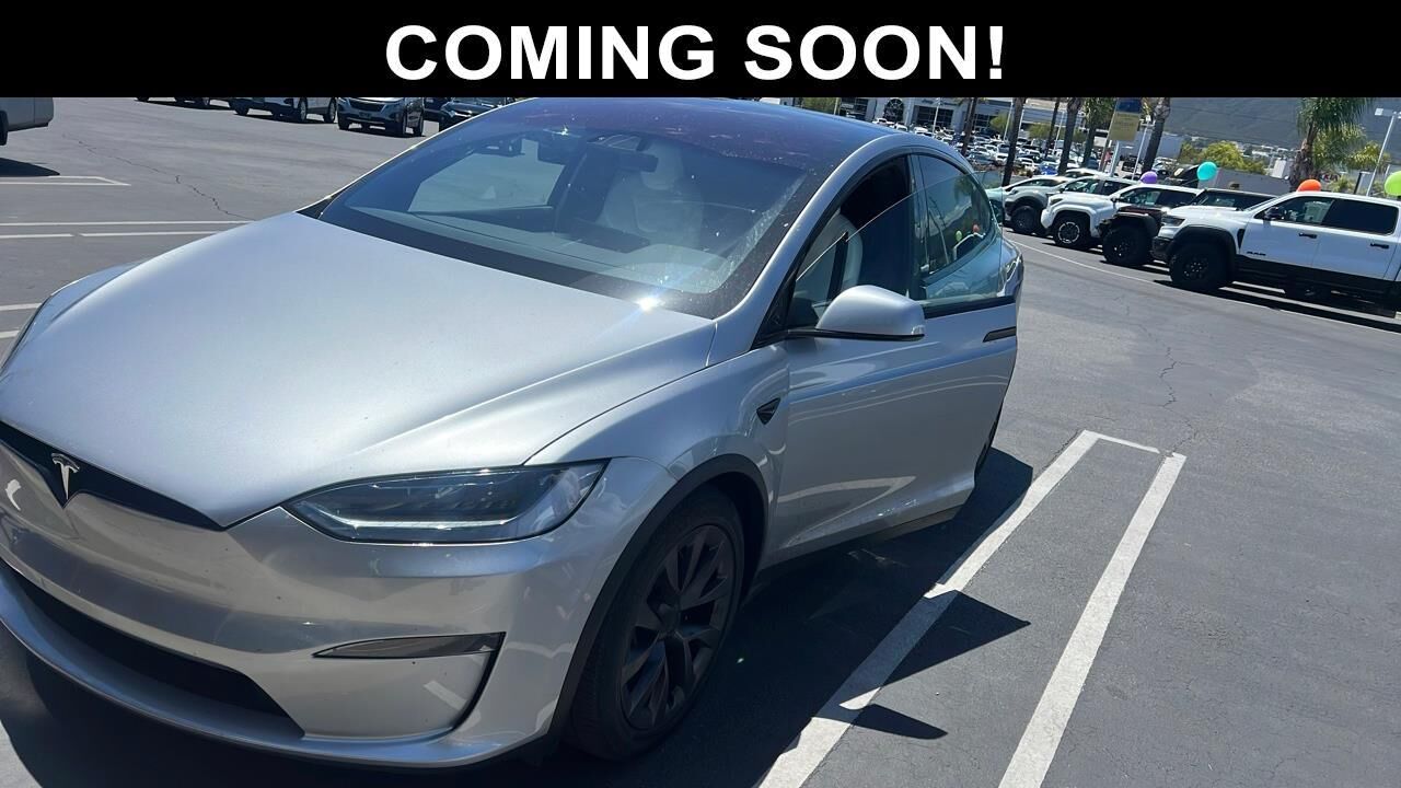 2024 TESLA Model X