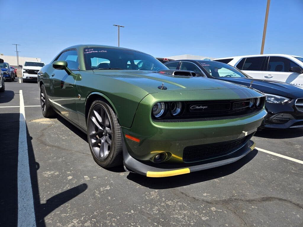 2023 DODGE Challenger