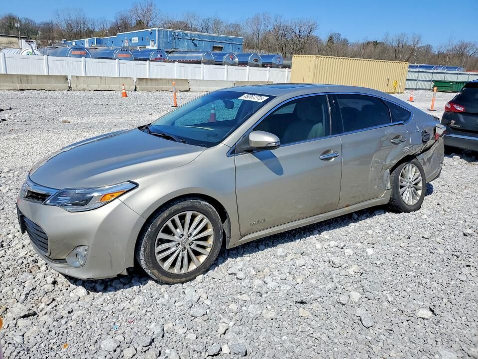 2014 TOYOTA Avalon