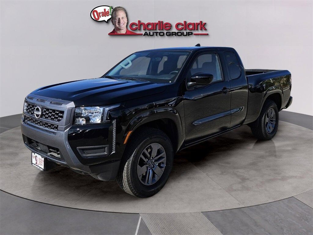 2025 NISSAN Frontier