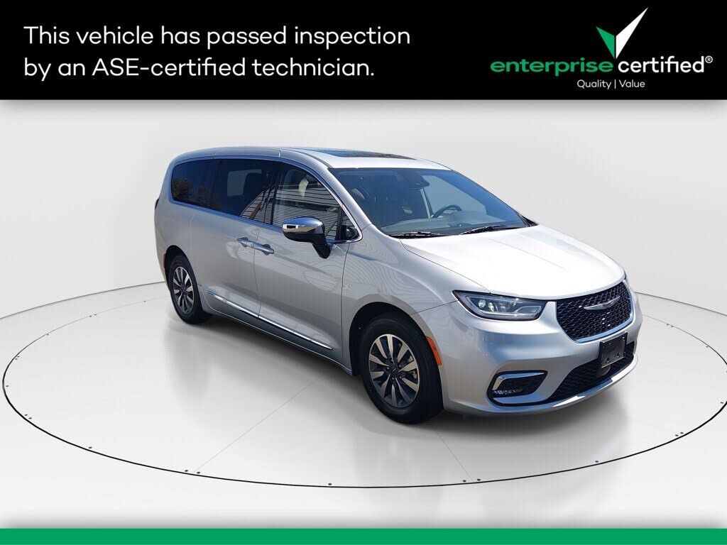 2023 CHRYSLER Pacifica