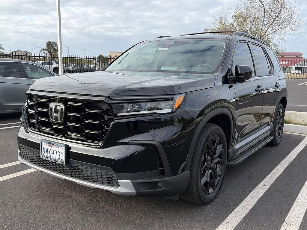 2025 HONDA Pilot