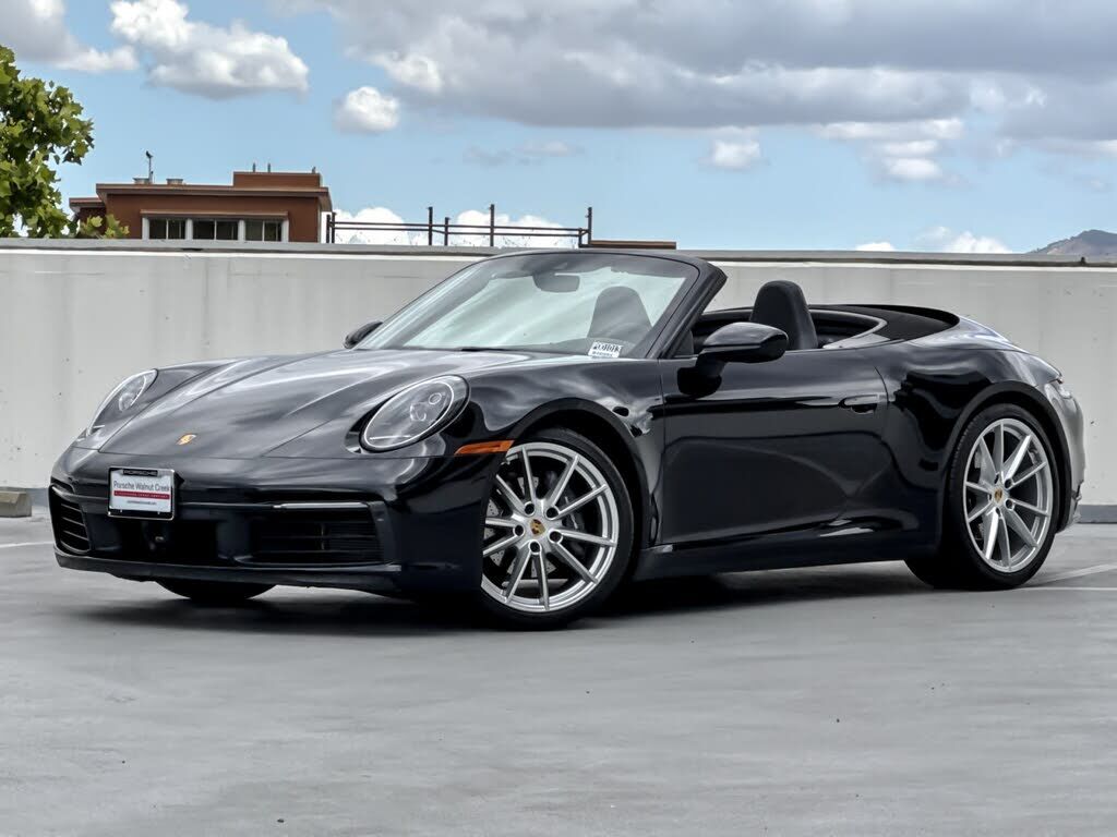 2022 PORSCHE 911