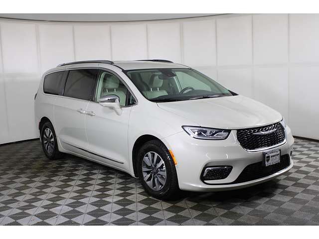 2021 CHRYSLER Pacifica
