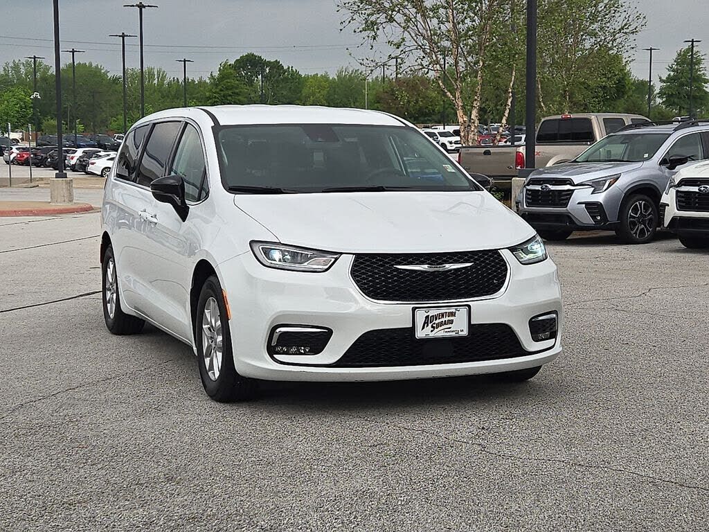 2024 CHRYSLER Pacifica