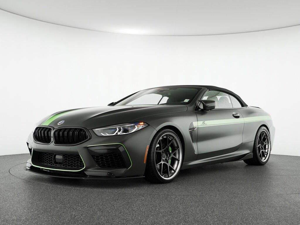 2023 BMW M8