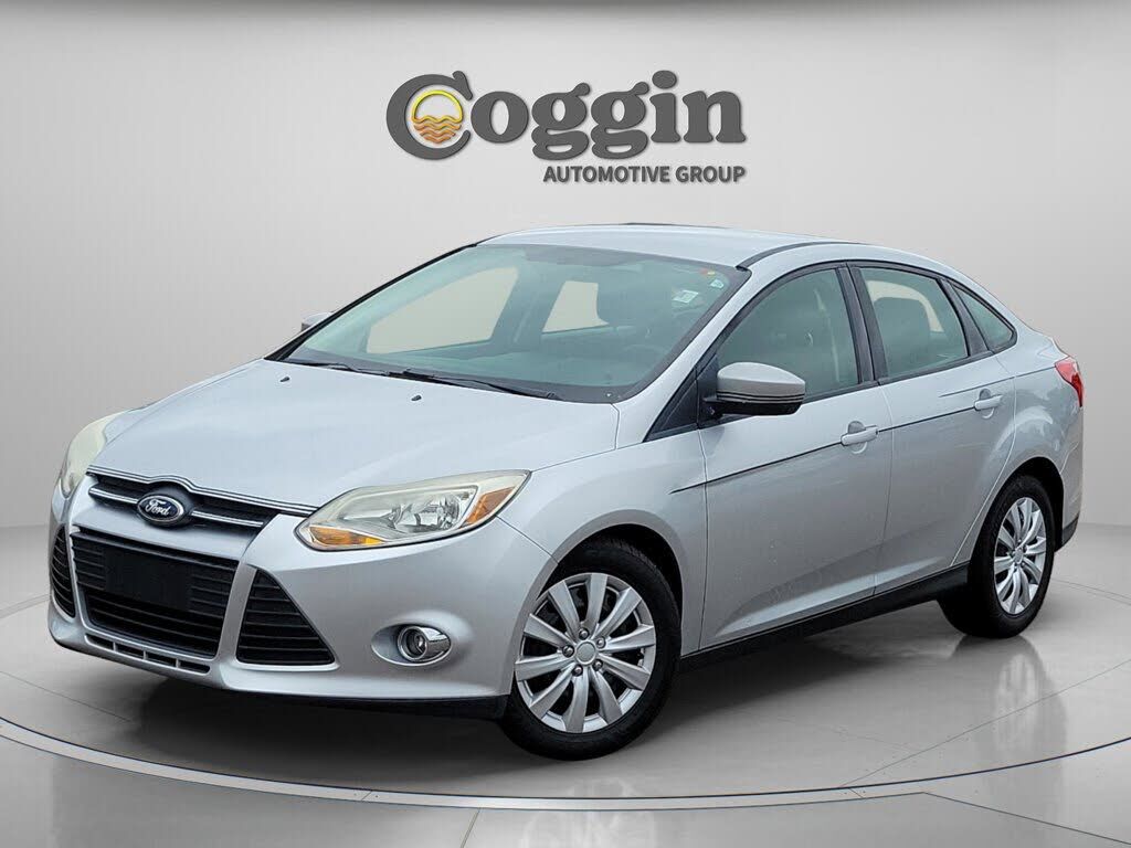 2012 FORD Focus
