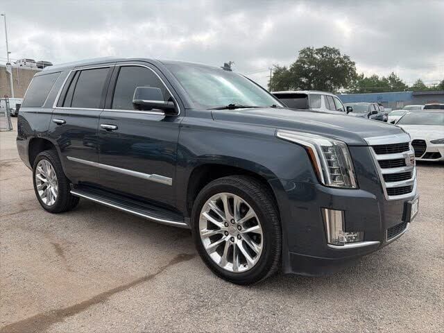 2019 CADILLAC Escalade