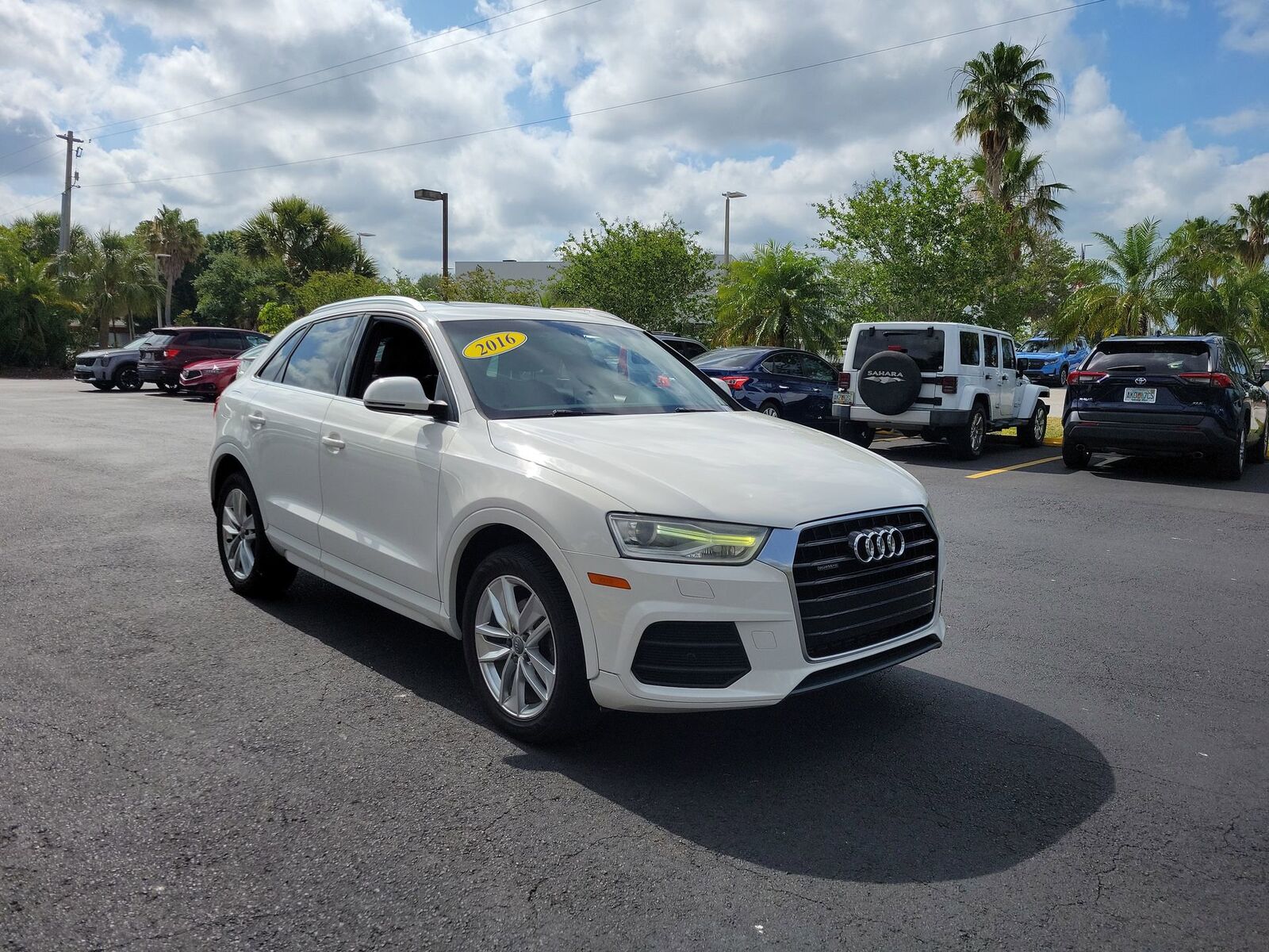 2016 AUDI Q3