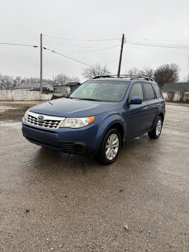 2012 SUBARU Forester