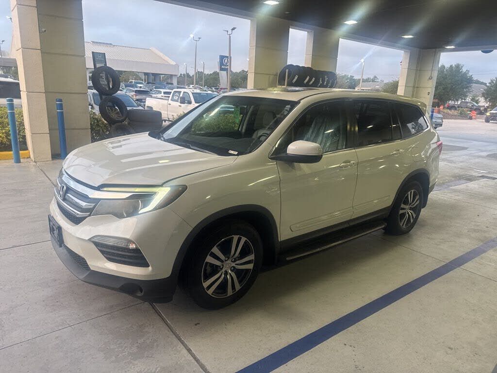 2017 HONDA Pilot