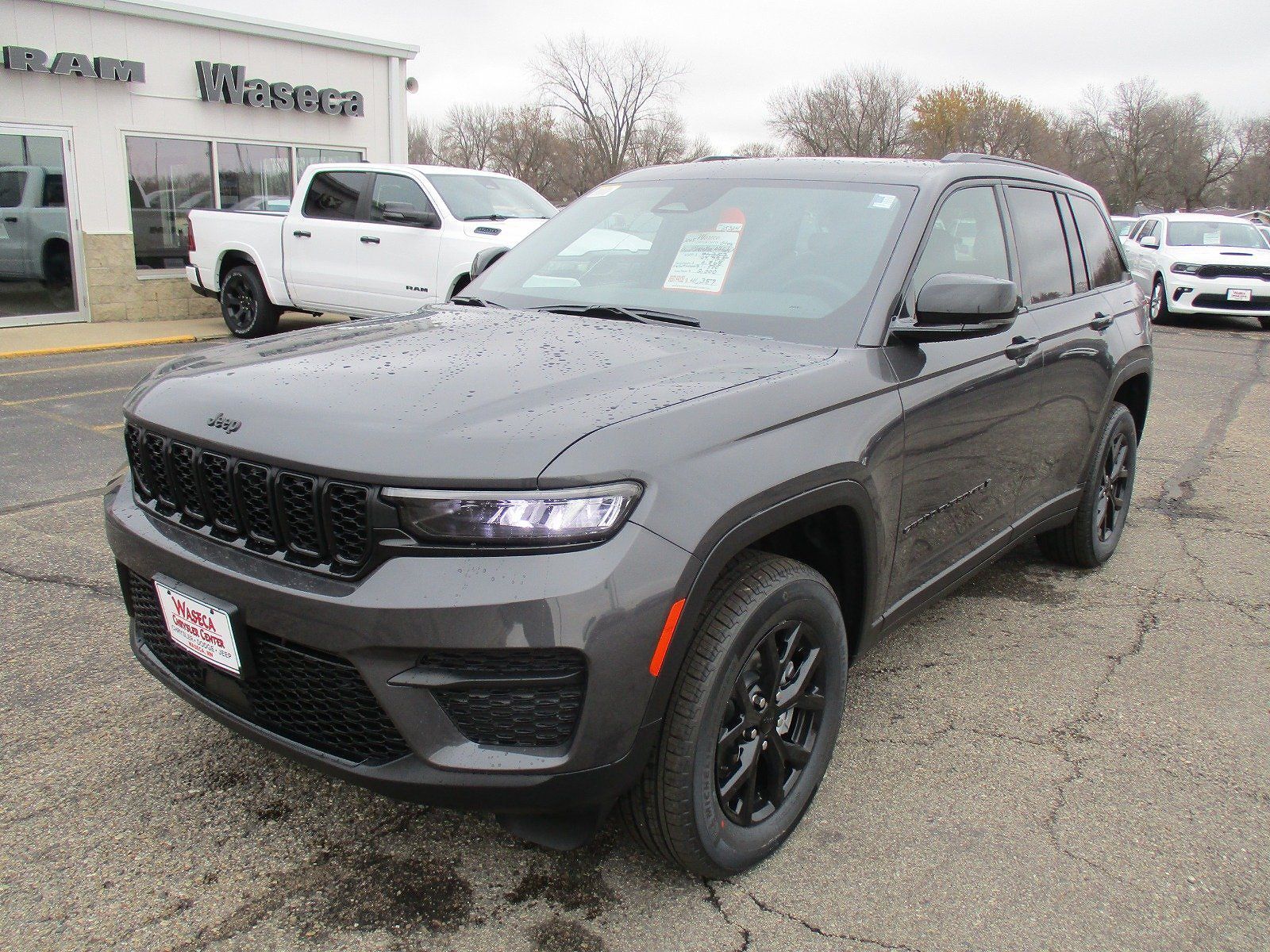 2025 JEEP Grand Cherokee