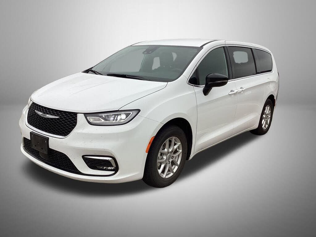 2025 CHRYSLER Pacifica