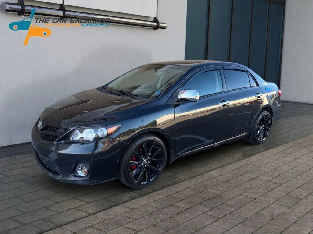 2011 TOYOTA Corolla