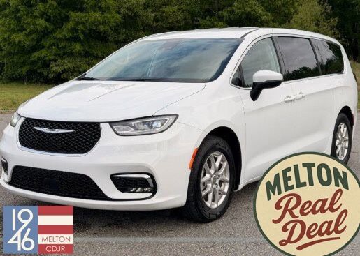 2023 CHRYSLER Pacifica