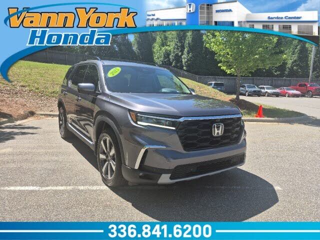 2025 HONDA Pilot