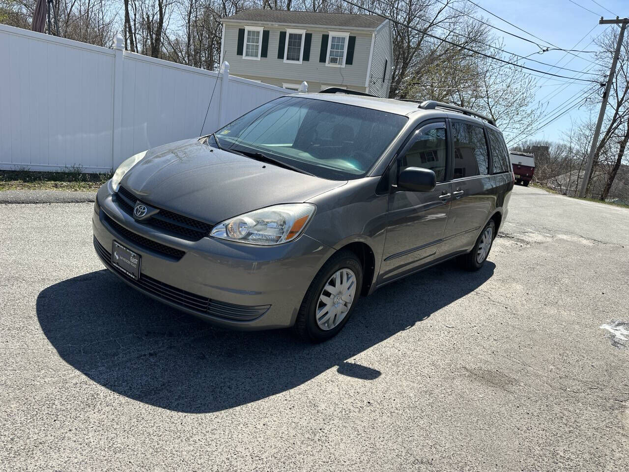 2004 TOYOTA Sienna