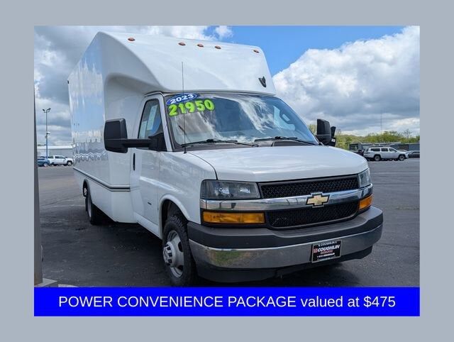 2023 CHEVROLET Express