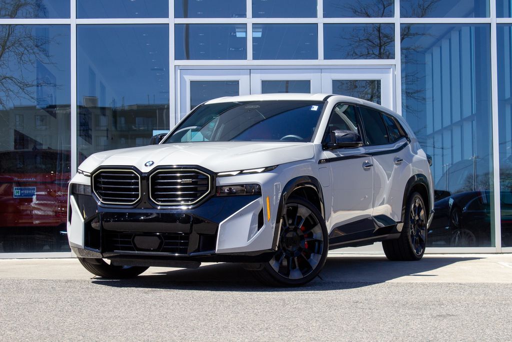 2025 BMW XM