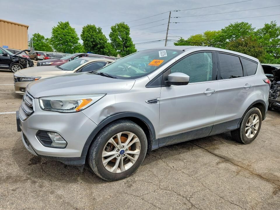 2017 FORD Escape