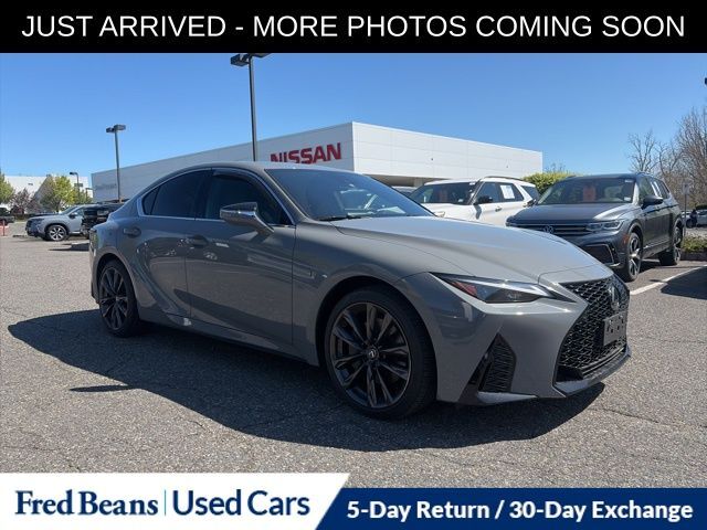 2024 LEXUS IS