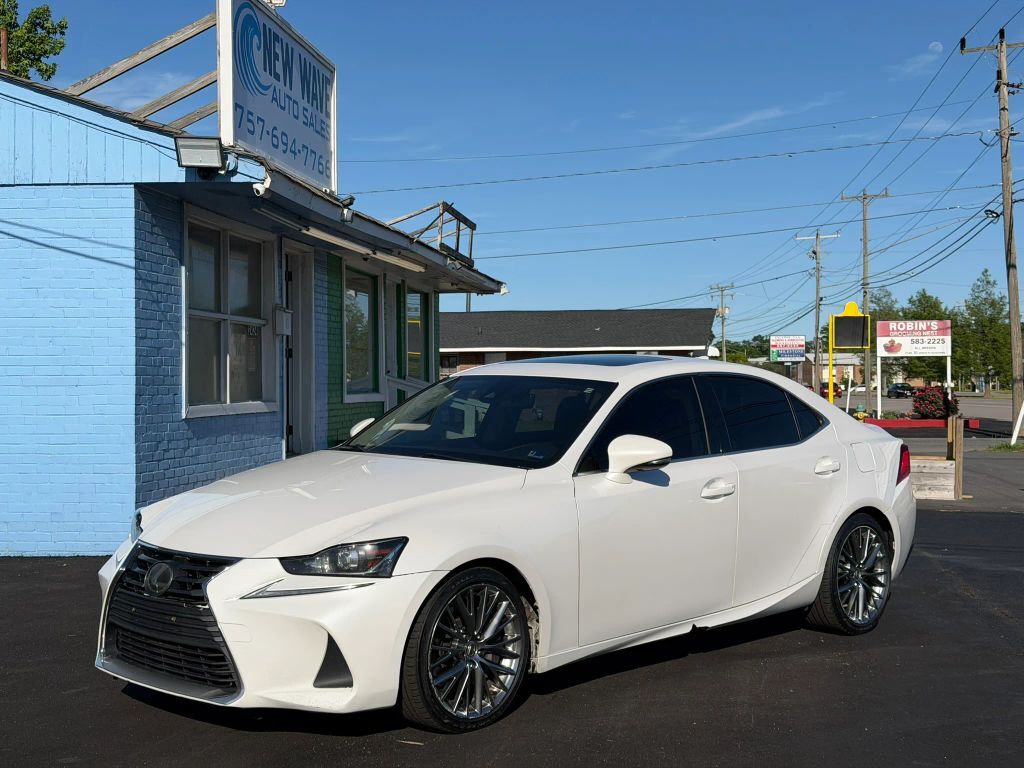 2018 LEXUS IS