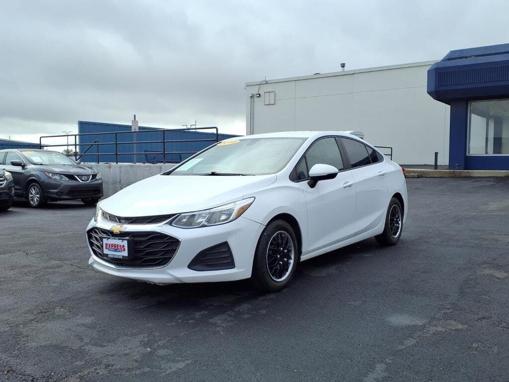 2019 CHEVROLET Cruze