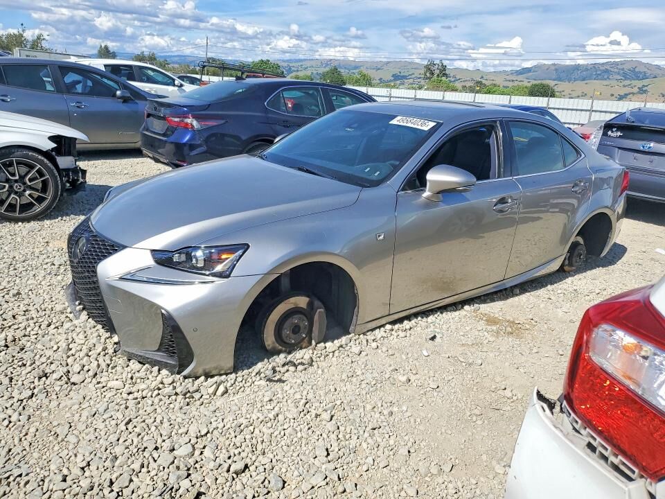 2019 LEXUS IS