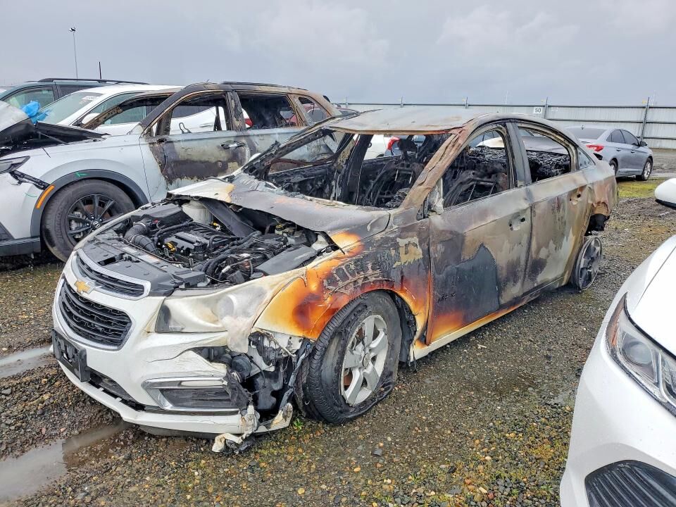 2015 CHEVROLET Cruze