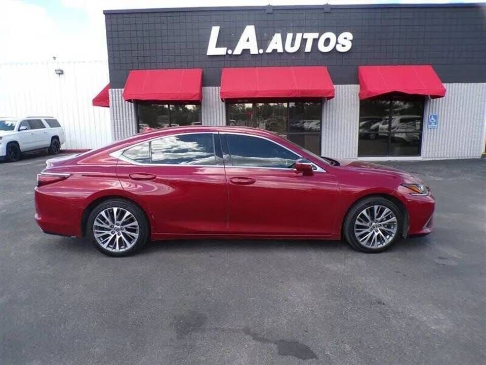 2019 LEXUS ES