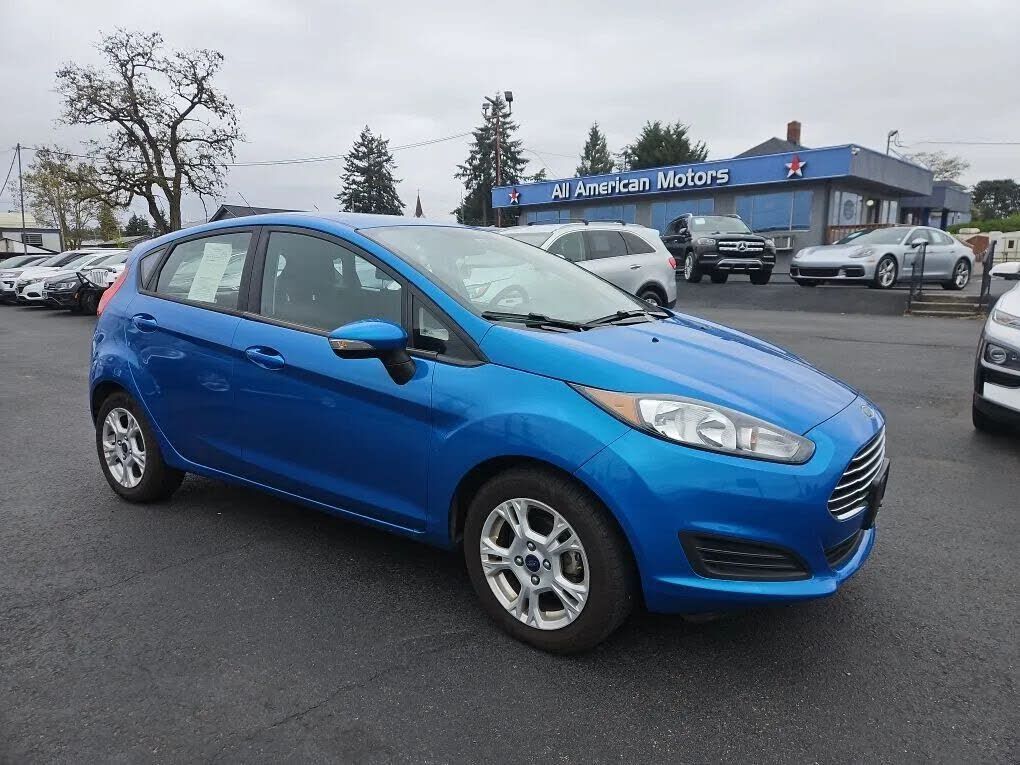 2015 FORD Fiesta