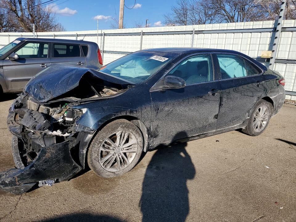 2017 TOYOTA Camry