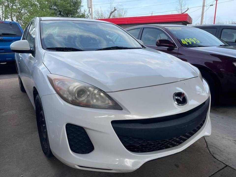 2013 MAZDA Mazda3