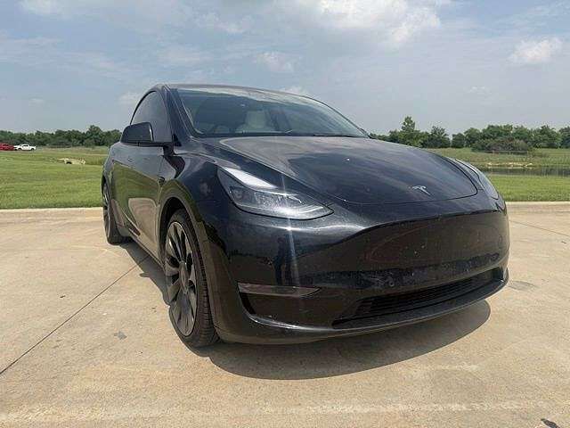 2022 TESLA Model Y
