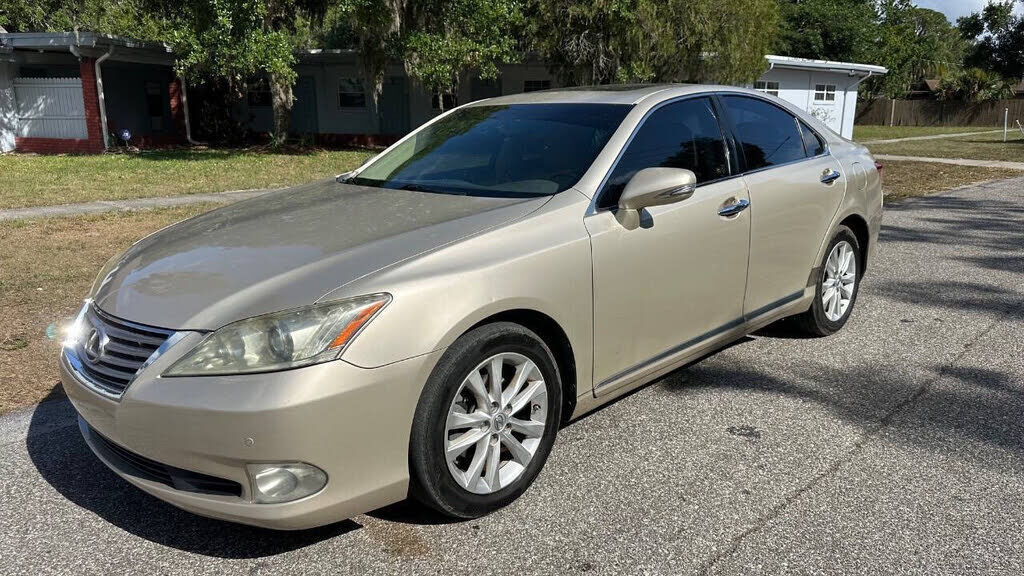 2011 LEXUS ES