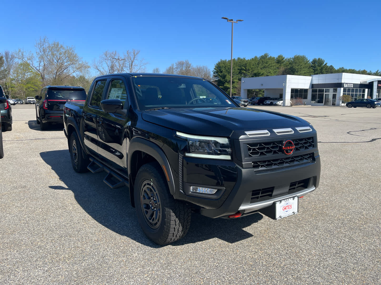 2026 NISSAN Frontier