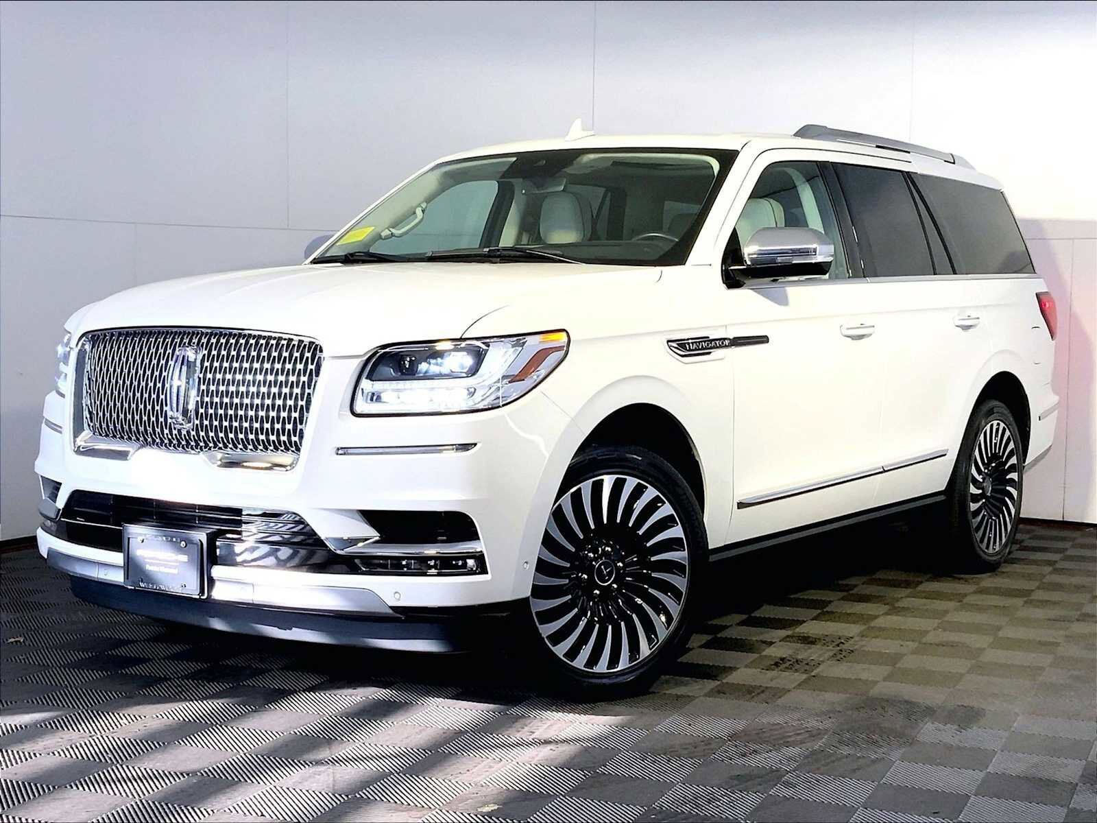 2021 LINCOLN Navigator