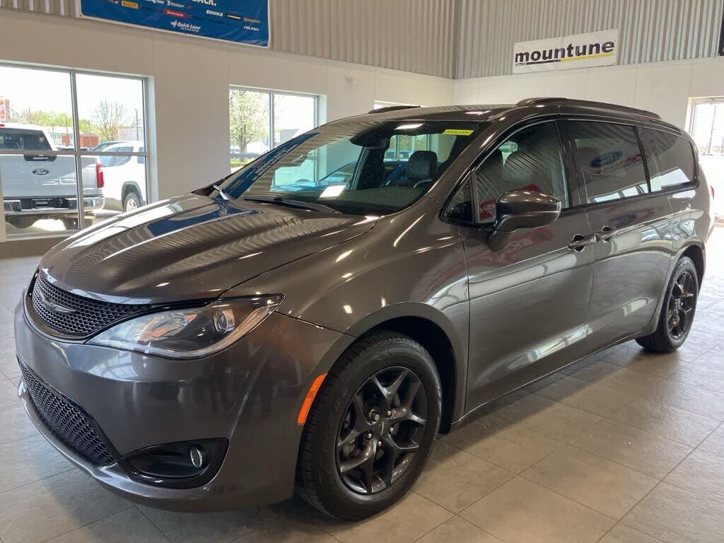 2020 CHRYSLER Pacifica