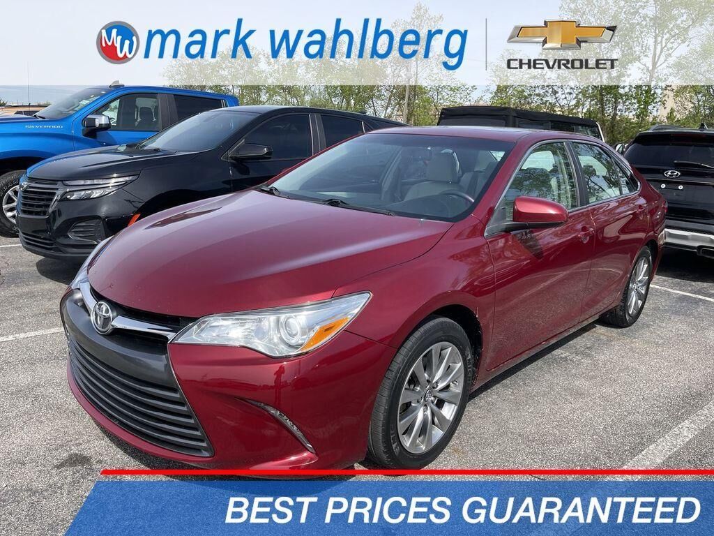 2017 TOYOTA Camry