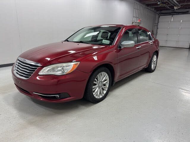 2011 CHRYSLER 200